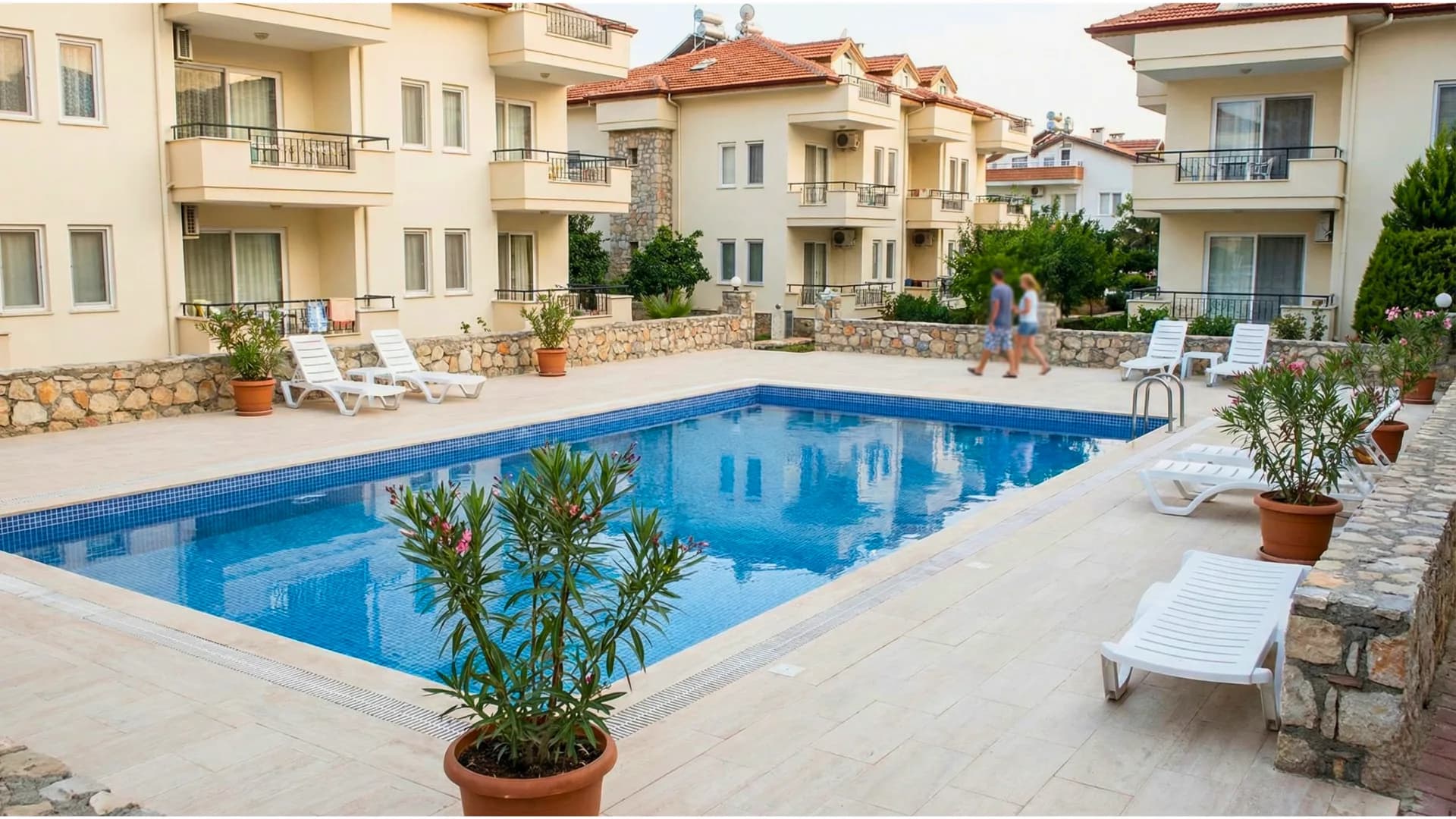 Fethiye Rezidans Havuzu - 8x4m